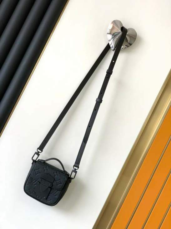 Picture of Louis Vuitton Handbags _SKUfw235415807fw